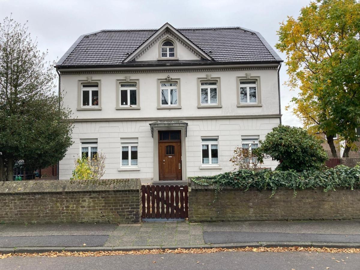 Im Alten Pastorat Grevenbroich Exterior foto